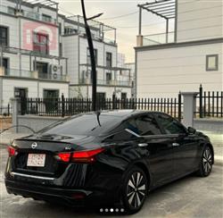 نیسان ئەلتیما